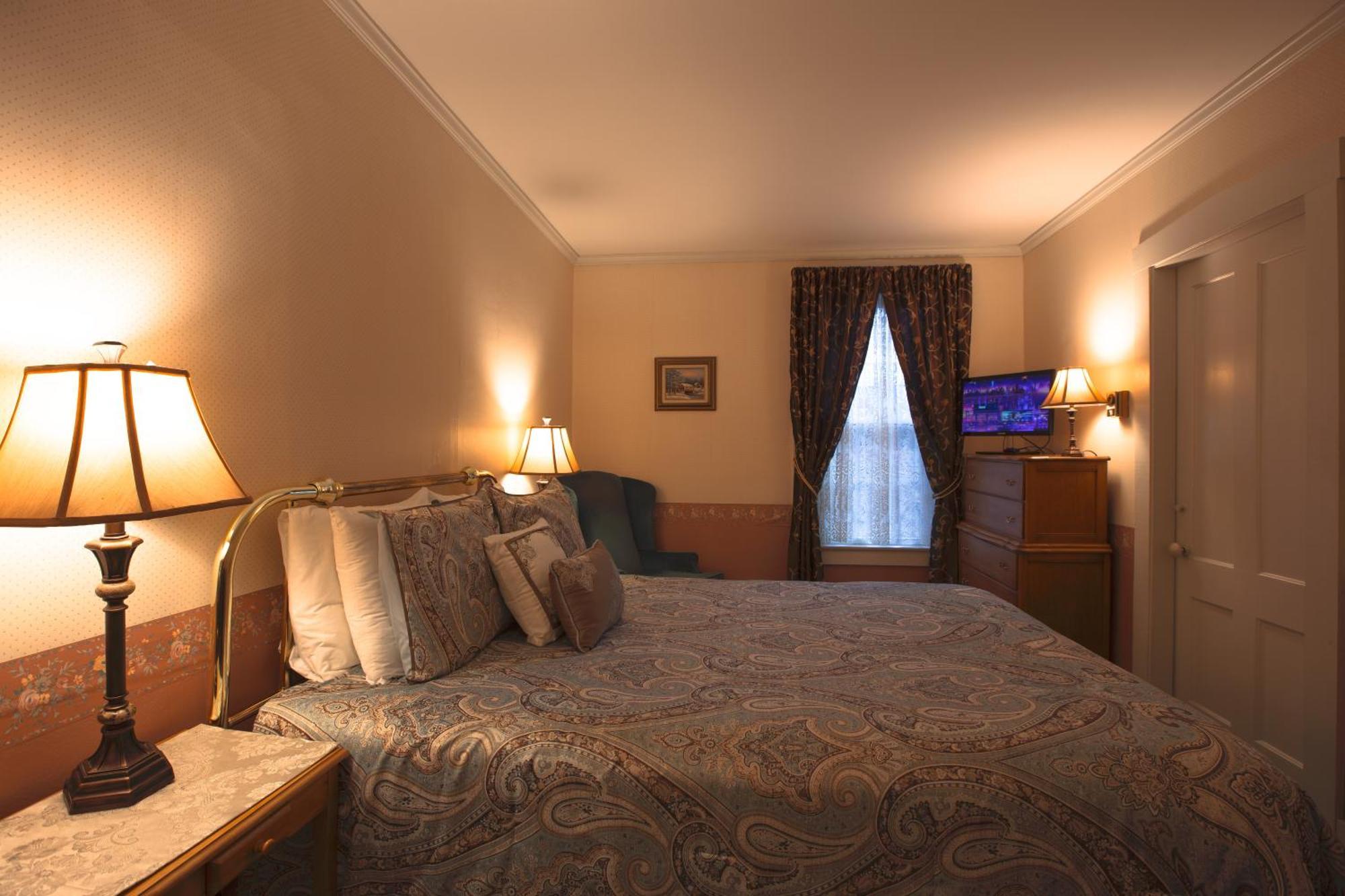 Deerfield Valley Inn - Mt Snow Dover Exterior photo