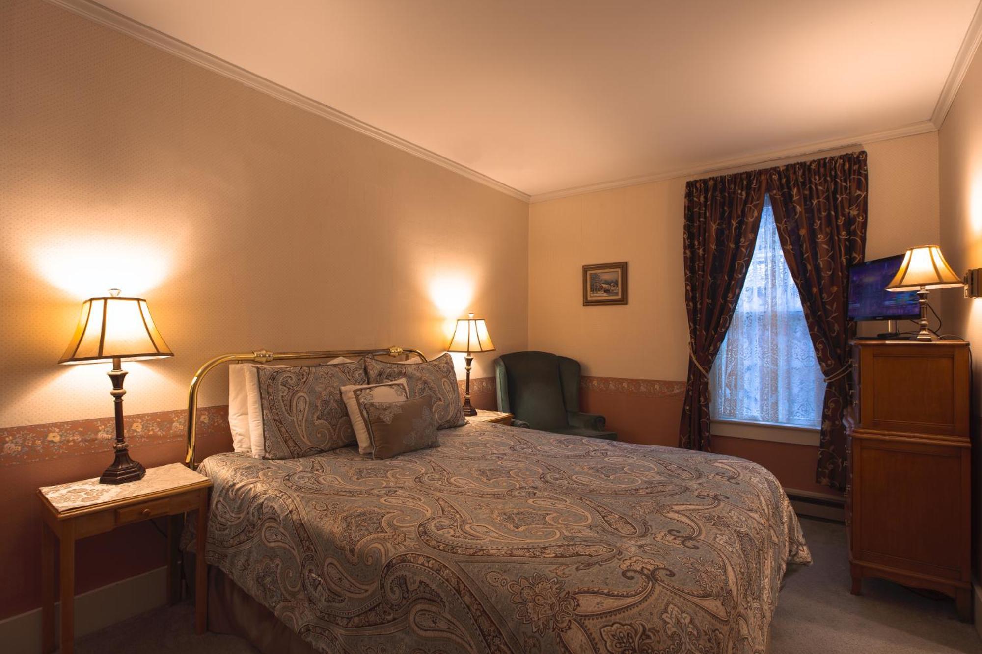 Deerfield Valley Inn - Mt Snow Dover Exterior photo