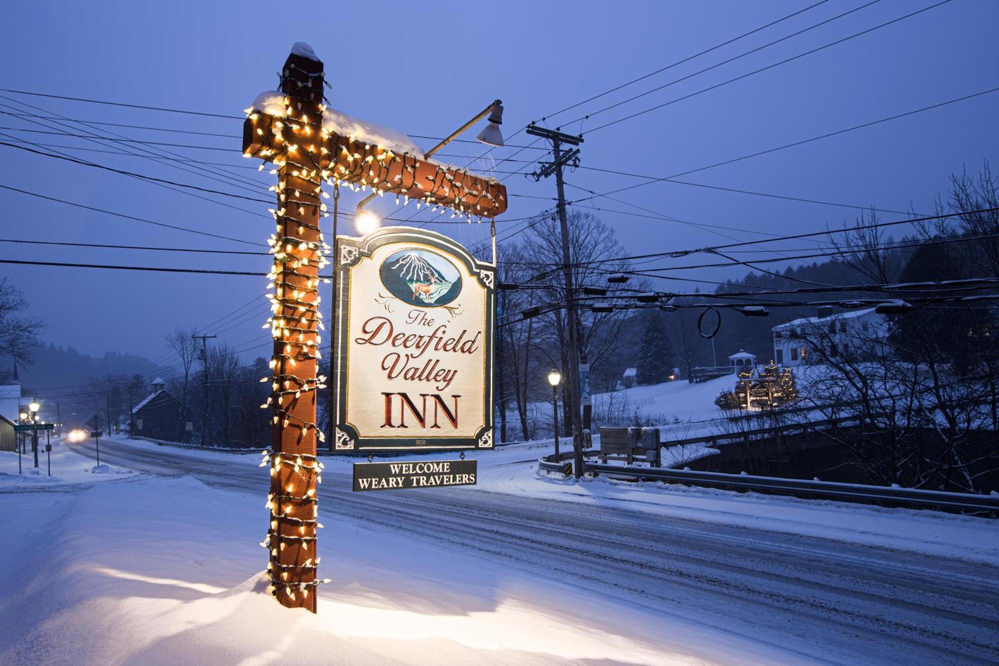 Deerfield Valley Inn - Mt Snow Dover Exterior photo
